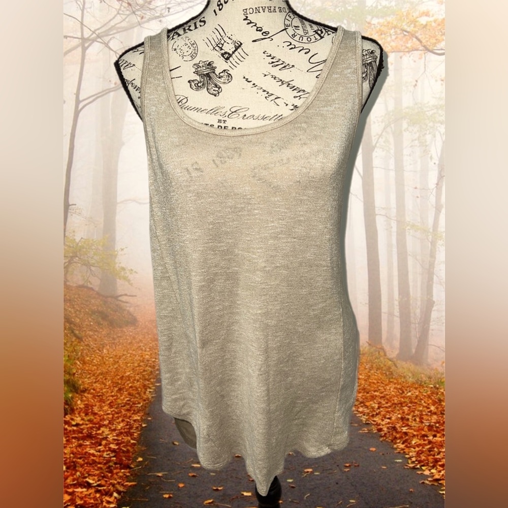 Mossimo knitted tank top , cream colored size small, pre loved